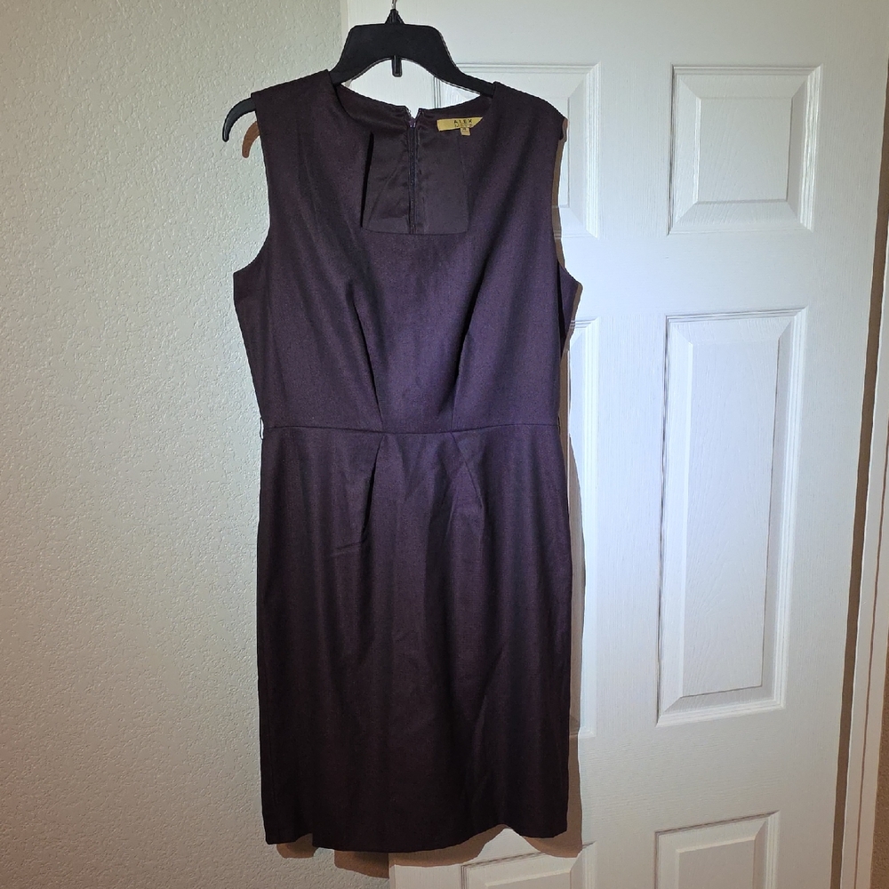 Elegant Purple Sleeveless Dress
